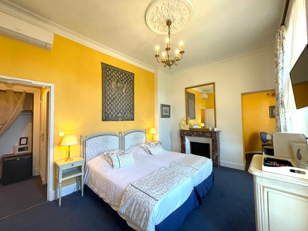 Hôtel Edward 1er Monpazier Buitenkant foto