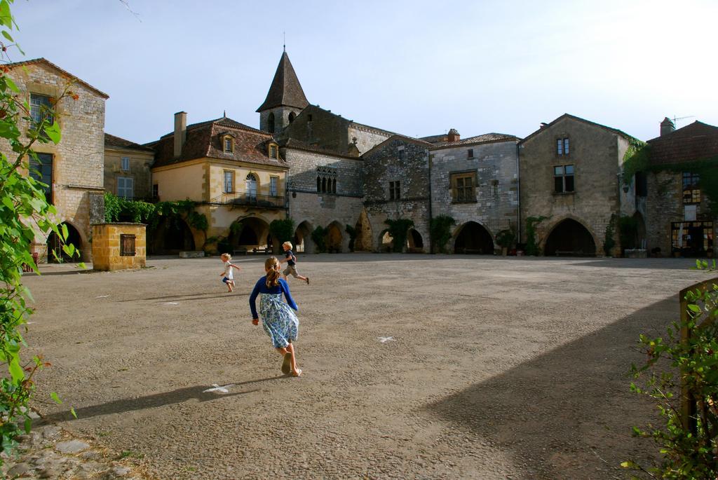 Hôtel Edward 1er Monpazier Buitenkant foto